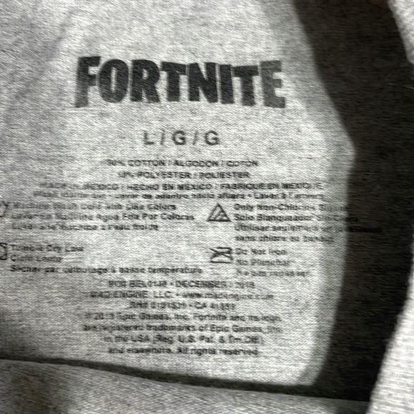 Fortnite tshirt - Picture 3 of 5